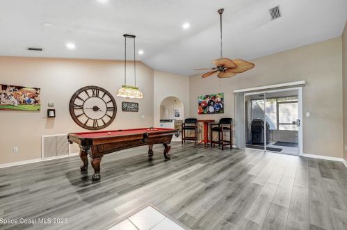 285 Northgrove Dr, Merritt Island FL 32953-7959 exterior