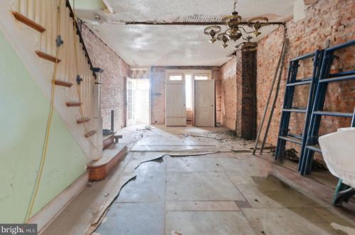 1665 56th St, Philadelphia PA  19143-5305 exterior