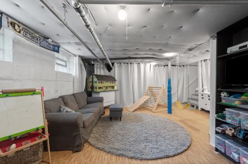 524 Mifflin Ave, Pittsburgh PA 15221-3276 exterior