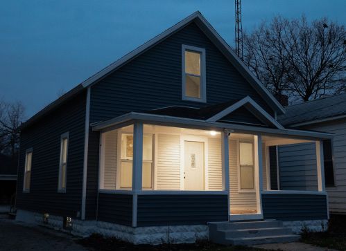 235 Isabella Ave, Meskegon MI  49442-3565 exterior