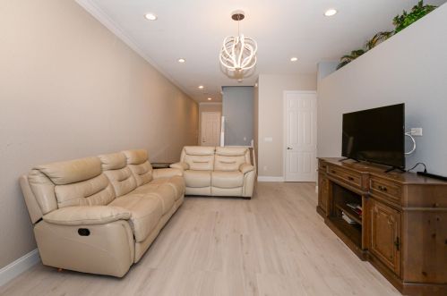 2582 Marshfield Ct, Fort Pierce FL 34953-4369 exterior