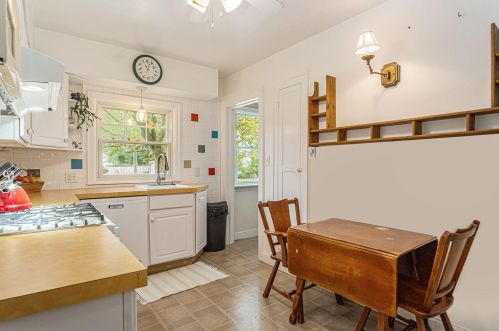 2185 Moon St, Meskegon MI 49441-1551 exterior