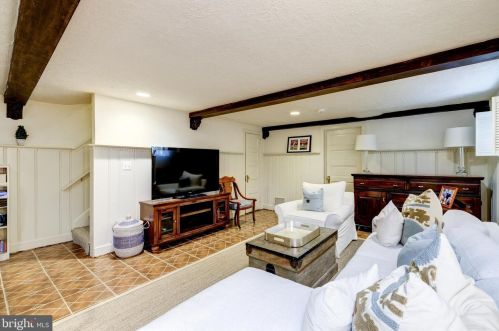 4843 Reservoir Rd, Washington DC 20007-1543 exterior