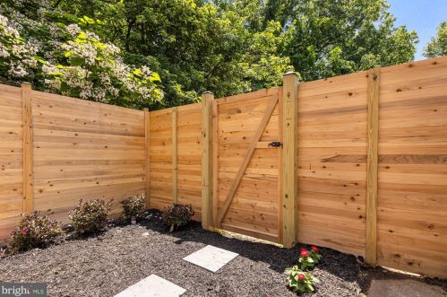 2209 Douglas St, Washington DC 20018-2130 exterior