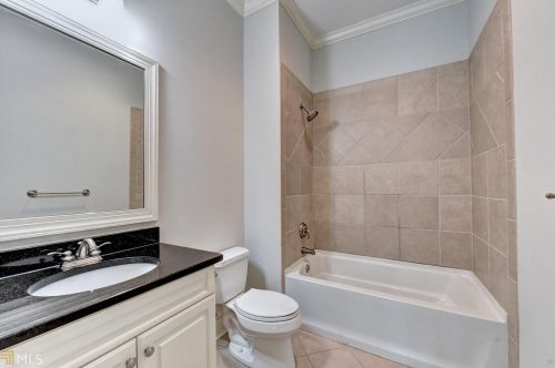 6033 City Walk Ln, Atlanta GA 30328 exterior