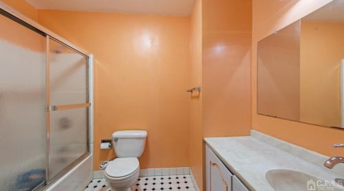 5 Boxwood Rd, Piscataway NJ 08854-5942 exterior