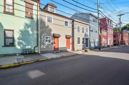 131 17th St, Pittsburgh, PA 15203-1750