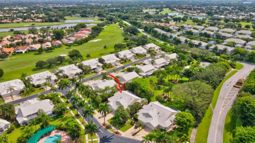 6130 Greenspointe Dr, Boynton Beach FL 33437-4914 exterior