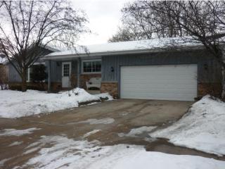 701 Kensington Dr, Appleton, WI 54915-2917