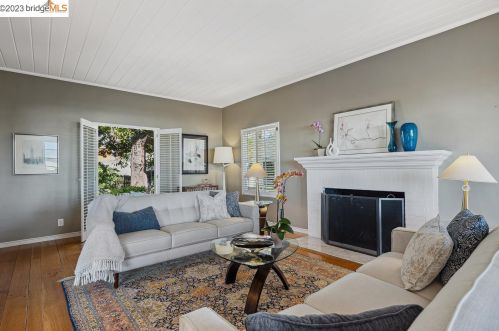 680 Grizzly Peak Blvd, Berkeley CA 94708-1741 exterior