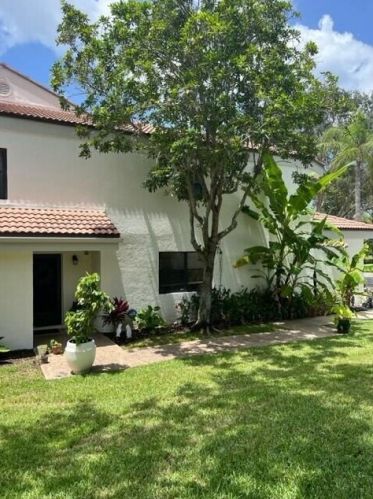 2405 Aspen Way, Boynton Beach, FL 33436-6612