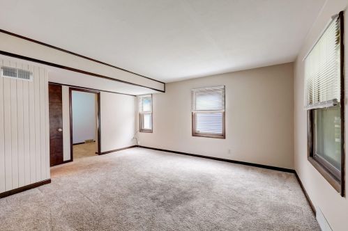 300 80, Milwaukee WI 53214-4548 exterior