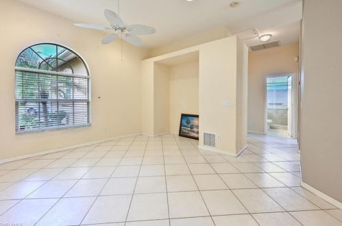 3262 Citron Dr, Naples FL 34120-1470 exterior