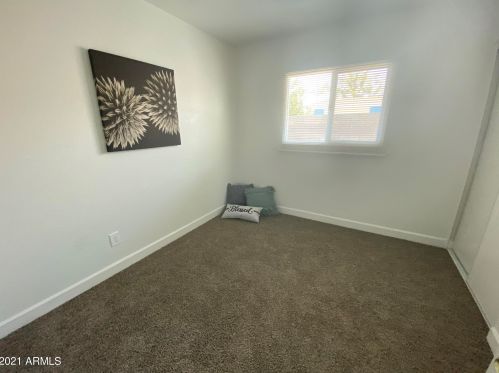 3017 81st Dr, Phoenix AZ  85033-4760 exterior