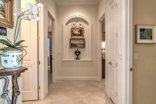 5597 Hammock Is Dr, Naples FL 34119-4692 exterior