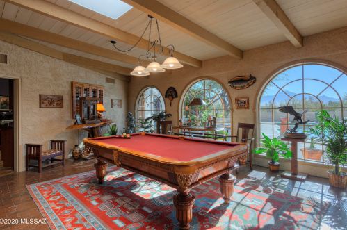 1021 Msn Twin Buttes Rd, Green Valley AZ 85622-8320 exterior