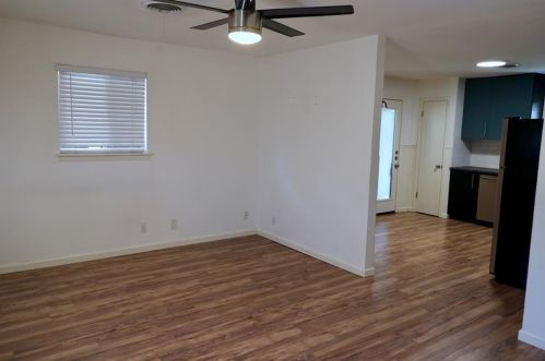 200 Croslin St, Austin TX  78752-2434 exterior