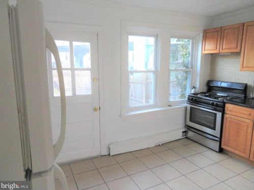 123 Levering St, Philadelphia PA 19127-1403 exterior