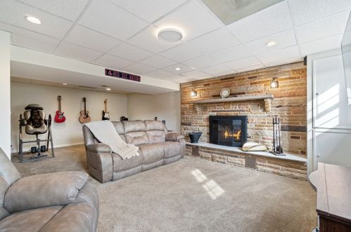 425 Lorlita Ln, Pittsburgh PA  15241-1719 exterior