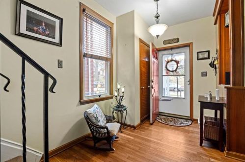 1511 Ridge Ave, Moon Twp, PA 15108-2139