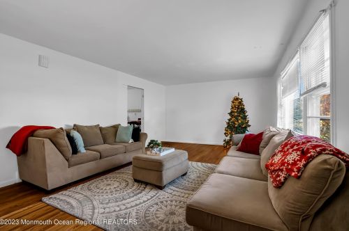 78 Wall St, West Long Branch NJ  07764-1863 exterior