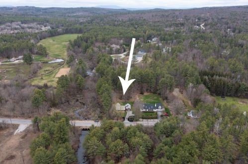 212 Hopkinton Rd, Concord NH 03301-7911 exterior