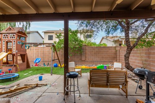 3044 Country Meadow Dr, Tucson AZ  85742-4855 exterior