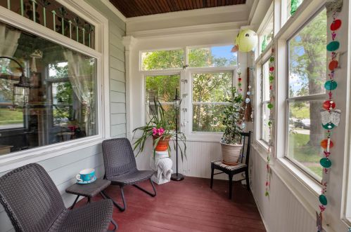 2128 4 St, Duluth MN 55805-1873 exterior