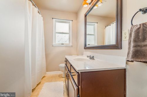 625 Basehoar School Rd, Littlestown PA 17340-9589 exterior