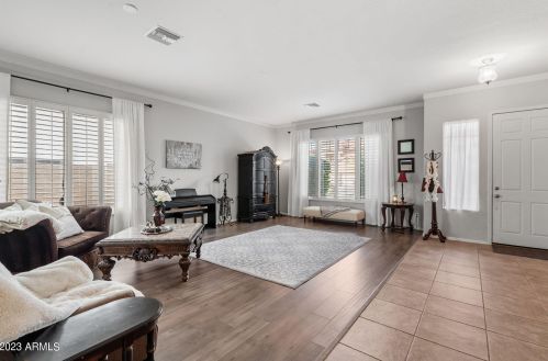 2425 Barbie Ln, Phoenix AZ  85085-5004 exterior