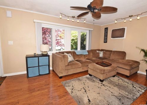 614 Bermuda Rd, Babylon NY 11704-7426 exterior