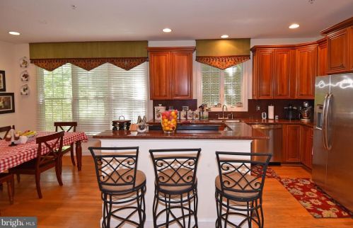 1322 Lessard Ln, Mc Lean VA  22101-3630 exterior