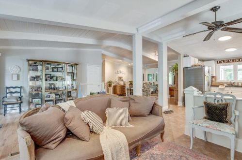 2386 Bynum Rd, Atlanta GA 30319-3908 exterior