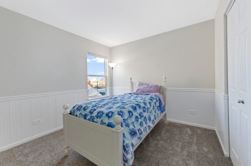 1315 Roth Dr, Joliet IL 60431-7536 exterior