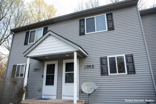 130 Irving Rd, Middlevle, MI 49333-9504