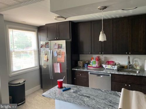 356 Krams Ave, Philadelphia PA  19128-4733 exterior