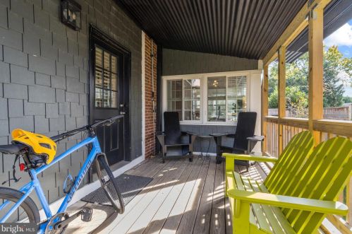 116 Moncure Dr, Alexandria VA 22314-4965 exterior