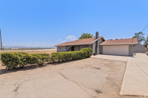17520 Clark St, Perris CA  92570-8915 exterior