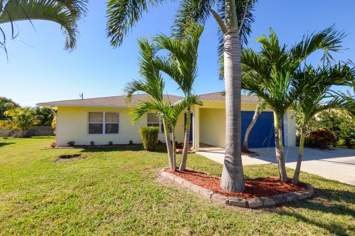 766 Streamlet Ave, Fort Pierce, FL 34983-5604