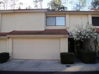 1109 Creekside Dr, Fullerton, CA 92833-2174