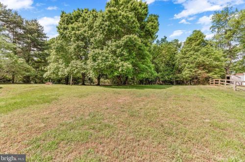 2030 Hatfield Rd, Huntingtown MD 20639-9582 exterior