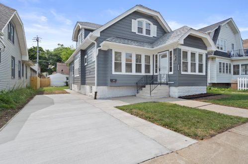 2333 53rd St, Milwaukee WI  53210-2714 exterior