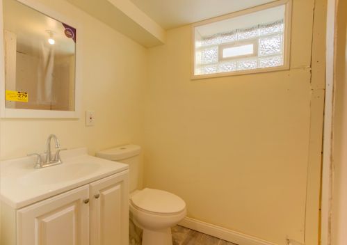 10742 Whipple St, Chicago IL 60655-2008 exterior