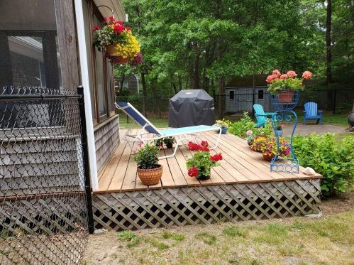 250 Candlewood Dr, Eastham MA 02642-2288 exterior