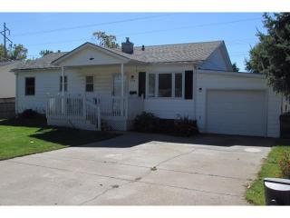 706 Larson St, Pershing, IA 50138-1339