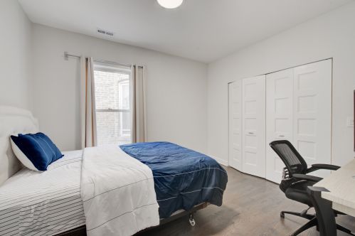 3923 Van Buren St, Chicago IL 60624-3145 exterior