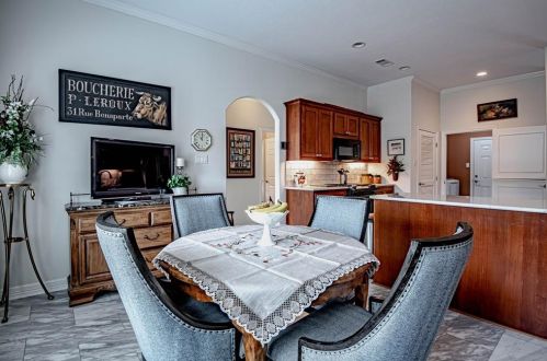 110 18 St, Huntsville TX 77340-4370 exterior