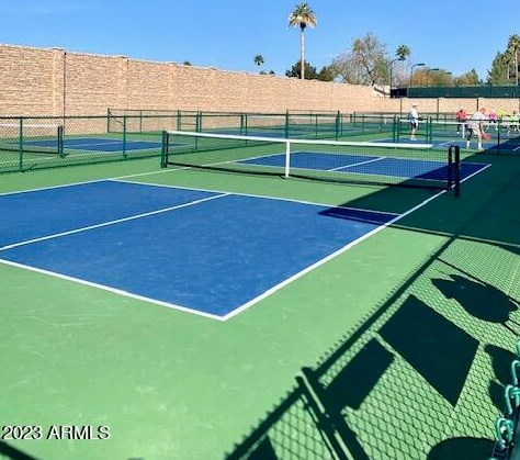 24032 Lakeway Cir, Chandler AZ 85248-7312 exterior