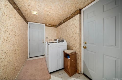 9031 Marmalade Ct, Riverside CA 92508-6227 exterior