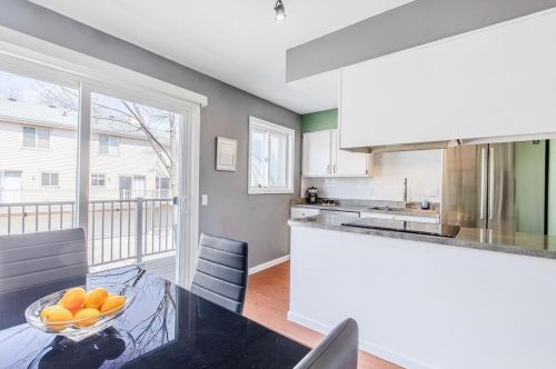 6858 Park Ridge Dr, Madison WI  53719-2220 exterior